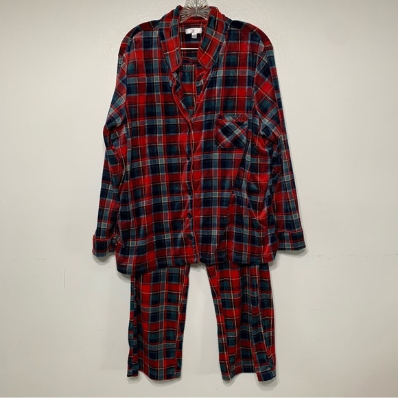 Secret Treasures Other - Secret Treasures Red/Blue Plaid Fleece Pajama Set Size 2X